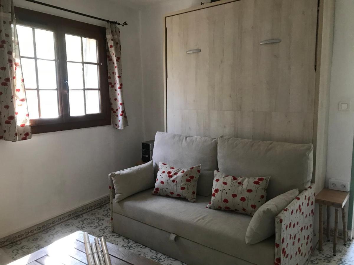 Studio Mitoyen / 2 Personnes Йер Экстерьер фото